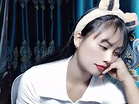 Nana569 online show from January 7, 2026, 7:33 am