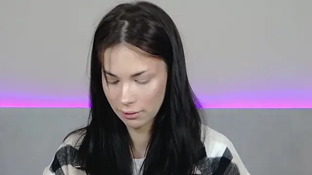 RachaelMils online show from March 31, 2026, 4:13 am