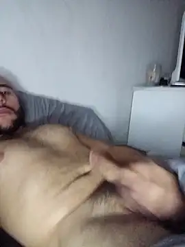 Snapshot of Shotdicks chatting on December 2, 2025, 5:46 am Shotdicks online show from December 2, 2025, 5:46 am