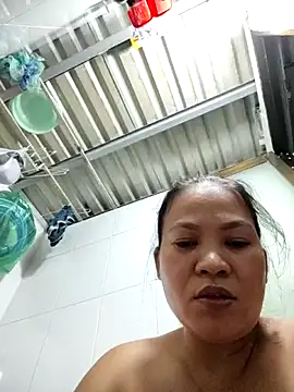 felicity chloe online show from April 19, 2026, 6:10 pm