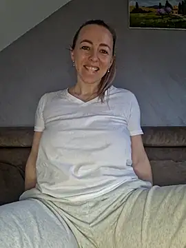 Snapshot of sole28 chatting on March 27, 2026, 7:36 am sole28 online show from March 27, 2026, 7:36 am