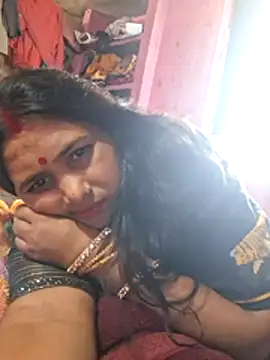 Your-shreya143 online show from May 10, 2026, 8:08 am