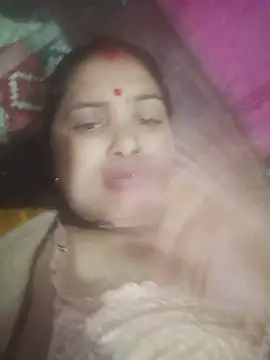 Your-shreya143 online show from July 3, 2026, 8:37 pm