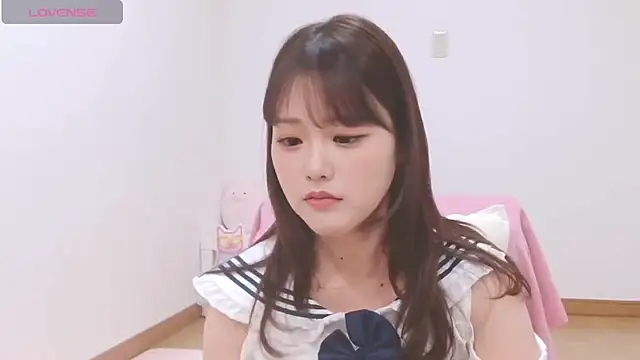 mashiro-desu online show from January 11, 2026, 5:01 am