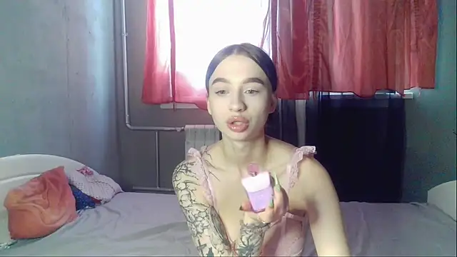 Snapshot of imChatty_Alice chatting on January 12, 2026, 7:57 am imChatty Alice online show from January 12, 2026, 7:57 am