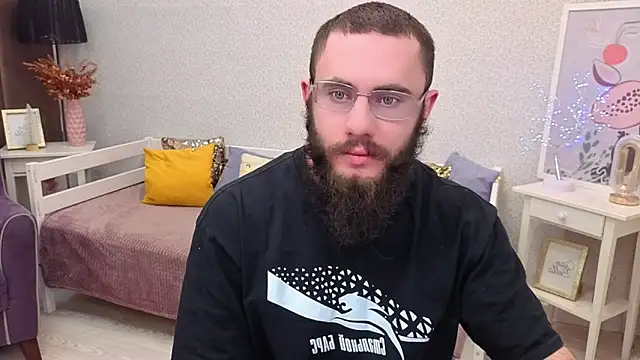 Ant Power online show from December 18, 2025, 5:24 am