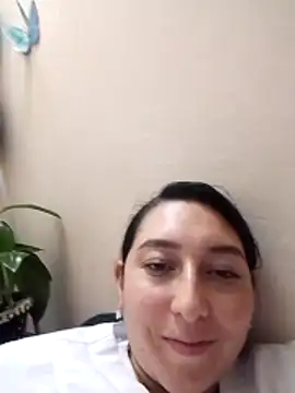 Snapshot of Valeria_montana_ chatting on June 4, 2026, 11:55 pm Valeria montana online show from June 4, 2026, 11:55 pm