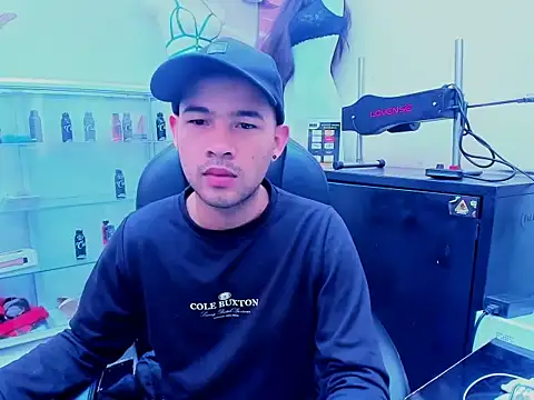 SweeXioji online show from January 5, 2026, 5:27 pm