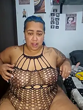 vicky-duarte online show from February 23, 2026, 9:56 pm