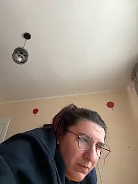 Snapshot of Dana92va chatting on February 24, 2026, 10:57 am Dana92va online show from February 24, 2026, 10:57 am