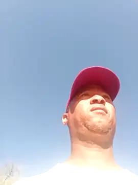 retanio115 online show from December 3, 2025, 5:26 am