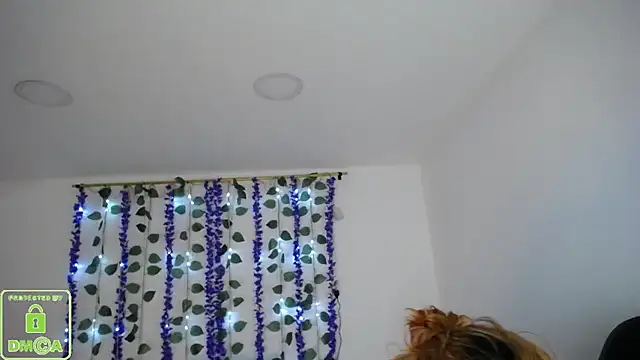 Mia Duque1999 online show from April 11, 2026, 9:30 pm