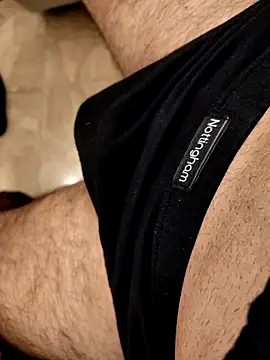 Snapshot of my22cm chatting on December 3, 2025, 12:51 am my22cm online show from December 3, 2025, 12:51 am