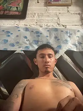 Snapshot of StevenMC27 chatting on February 25, 2026, 4:16 pm StevenMC27 online show from February 25, 2026, 4:16 pm