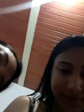 Vera Luna  online show from March 4, 2026, 3:07 pm