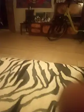 Snapshot of Sryyhxrhncfh chatting on December 3, 2025, 7:56 pm Sryyhxrhncfh online show from December 3, 2025, 7:56 pm