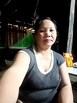 ava-dellght online show from April 21, 2026, 6:41 am