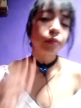 Snapshot of Honey_bun06 chatting on June 19, 2026, 5:56 am Honey bun06 online show from June 19, 2026, 5:56 am