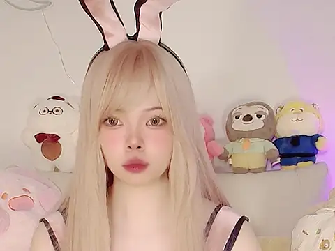 Miyeoonn online show from January 12, 2026, 2:28 am