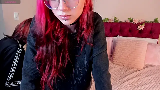 Eros Nyx  online show from June 9, 2026, 1:23 pm