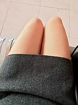 Baby-Linh online show from March 28, 2026, 2:55 am