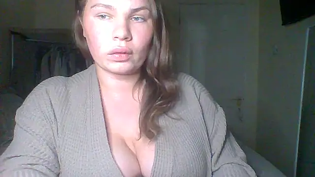 GEMMARMALADE online show from December 3, 2025, 3:32 pm