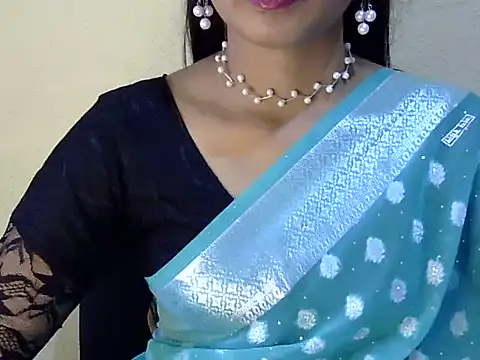 Snapshot of Shab_M chatting on June 18, 2026, 7:08 am Shab M online show from June 18, 2026, 7:08 am