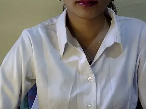 Snapshot of Shab_M chatting on June 25, 2026, 5:07 am Shab M online show from June 25, 2026, 5:07 am