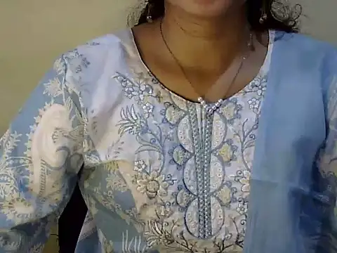 Snapshot of Shab_M chatting on July 29, 2026, 7:28 am Shab M online show from July 29, 2026, 7:28 am