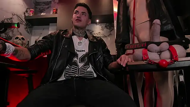 AlecBanne online show from April 2, 2026, 10:51 pm