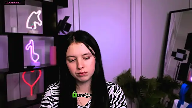 diara ti online show from December 16, 2025, 7:19 pm