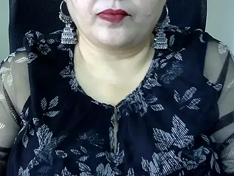 Snapshot of Soniya_Sha chatting on March 1, 2026, 5:42 am Soniya Sha online show from March 1, 2026, 5:42 am
