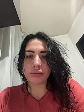 tesaa1212 online show from January 9, 2026, 4:43 pm