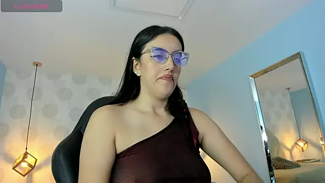 VENUSGREYS1 online show from April 12, 2026, 12:21 pm