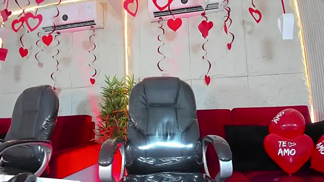 Snapshot of MarelynSummer chatting on February 14, 2026, 4:59 pm MarelynSummer online show from February 14, 2026, 4:59 pm