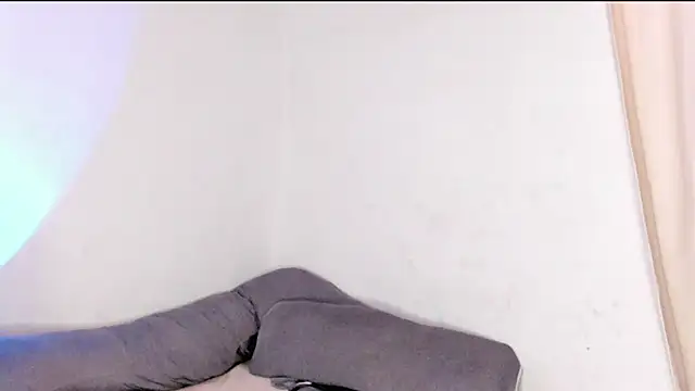 Nyxaraaa online show from December 14, 2025, 5:18 pm