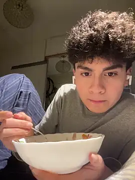 hungspanishtwink online show from February 24, 2026, 10:19 pm