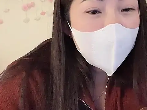 Mimy18 online show from February 9, 2026, 4:55 pm