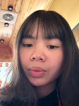 Snapshot of Mon_babyy chatting on January 7, 2026, 7:44 am Mon babyy online show from January 7, 2026, 7:44 am