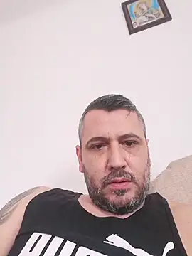 John derre online show from December 4, 2025, 10:13 am