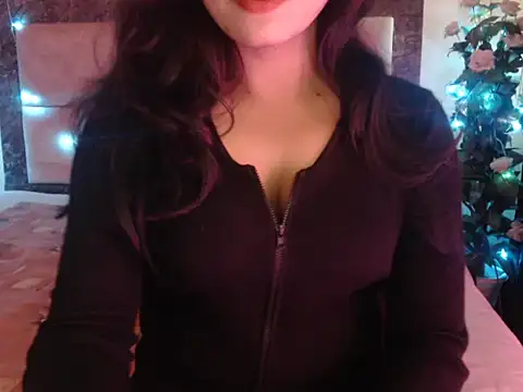 Lola Bebe online show from April 10, 2026, 5:12 am