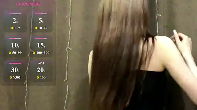 Snapshot of Cleonoth2o chatting on May 12, 2026, 11:35 pm Cleonoth2o online show from May 12, 2026, 11:35 pm