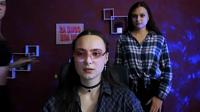 Snapshot of jenna_elayne chatting on February 24, 2026, 9:18 am jenna elayne online show from February 24, 2026, 9:18 am