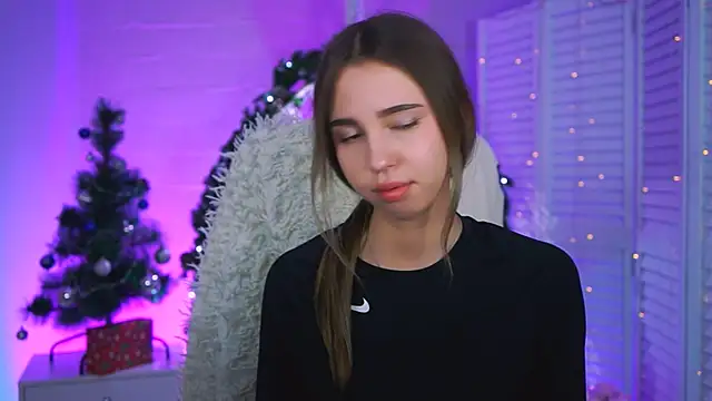 Snapshot of KimPorins chatting on December 14, 2025, 1:38 pm KimPorins online show from December 14, 2025, 1:38 pm