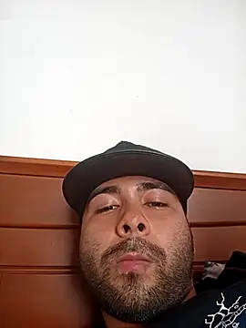 HotThreesoome online show from January 12, 2026, 6:24 pm