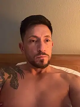 XXLYago online show from December 4, 2025, 4:05 pm