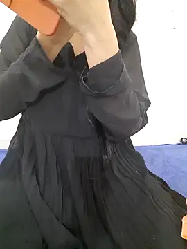 Riya rani8 online show from February 4, 2026, 6:14 pm