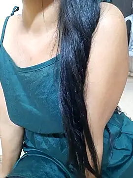 Riya rani8 online show from April 18, 2026, 7:18 pm