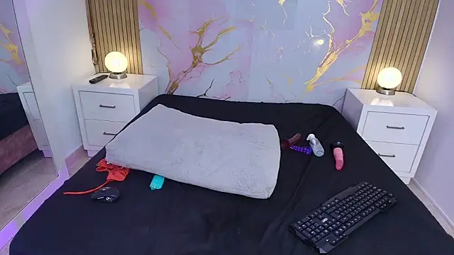 AprillRoss online show from March 14, 2026, 4:01 pm