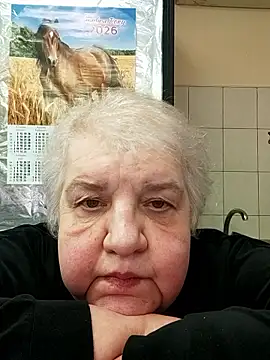 HapinessLovee online show from January 19, 2026, 11:36 am